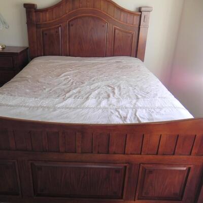 LOT 11  QUEEN SIZE BED WITH MISSION STYLE FRAME