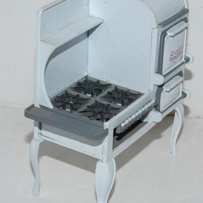 ROPER - CAST IRON - DOLL HOUSE STOVE BY DEE'S DELIGHTS