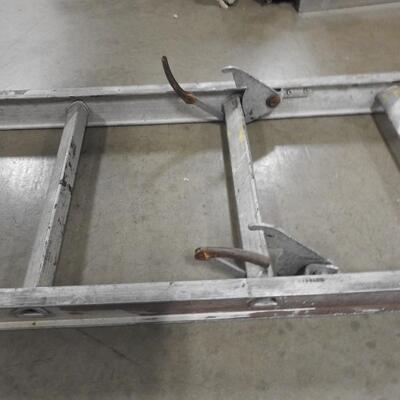14 ft. Metal Ladder