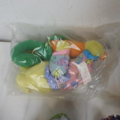 13 pc Easter, Figurines, Ceramic Eggs, Hermitage Pottery, Egg Playing Cards