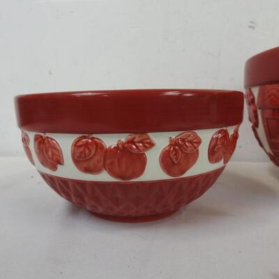 3 Ceramic Red Decorated Bowls, Small to Large Ascending Sizes, Different Designs