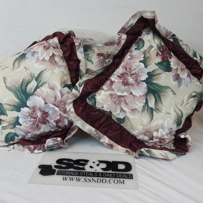 4 Decorative Throw Pillows: Like New 14"x14" with 3" Ruffle