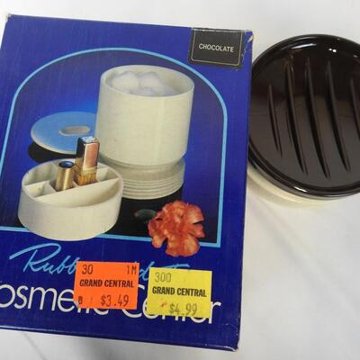 5 Pc Bathroom Lot: Vintage Towel, Soap Holder and Cosmetic Center