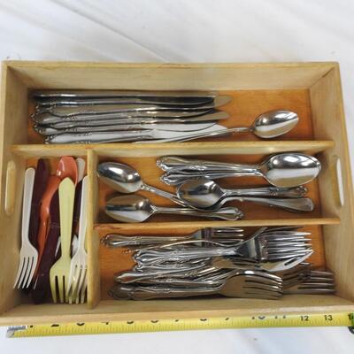 Wooden Silverware Tray with silverware, Tea balls, etc