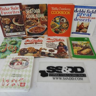 9 Cookbooks: Nannie B's -to- Bake Sale Favorites