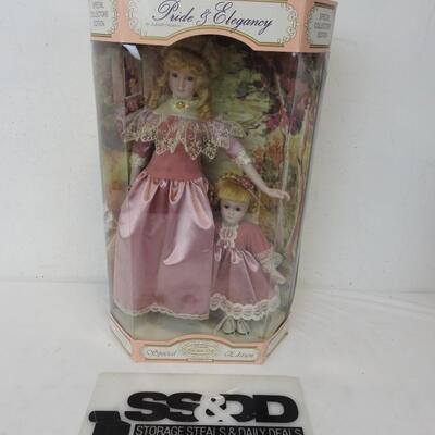 Set of 2 Porcelain Dolls in Box, Light Pink Dresses: Pride & Elegancy