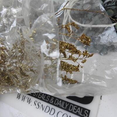 Craft Lot: 8 3ft Dowels, various types of filler and artificial flowers