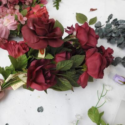 Craft Lot: 8 3ft Dowels, various types of filler and artificial flowers