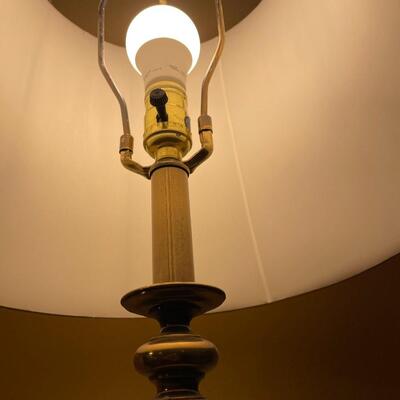 LOT 808. BRASS TABLE LAMP