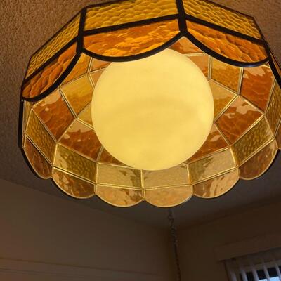 LOT 814 VINTAGE LEADED STAINED GLASS SWAG LAMP