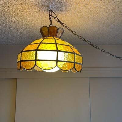 LOT 814 VINTAGE LEADED STAINED GLASS SWAG LAMP