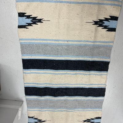 LOT 415 VINTAGE NAVAJO RUG/BLANKET