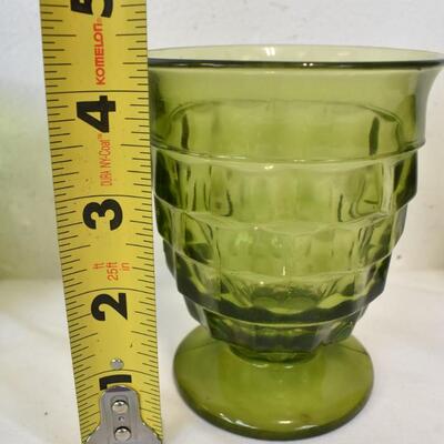 21 pc Green Glasses, 5 Different Sizes - Vintage