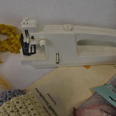 Craft Lot: Small Sewing Machine (Untested), Skeins of Yarn, Floral Green Foam