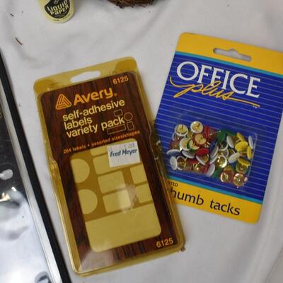 21 pc Office Lot: Note Pads, Dust Cloth, Disposable Camera, Rolodex
