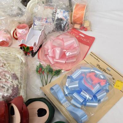 Craft Lot: Lace, Painted Cans,  Bows, Painted Sleighs, Ribbon