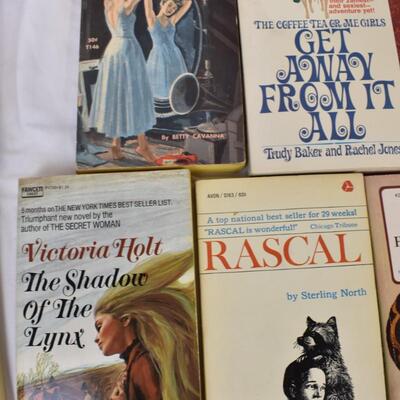 17 Fiction Books, Rascal, Three's a Crowd, Wait for Marcy - Vintage