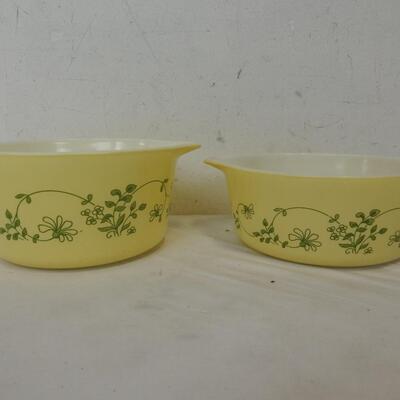2 Round Pyrex Bowls, Yellow with Green Leaves Design 1L & 750ml - Vintage