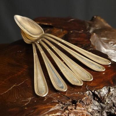 Lot 114: (6] Fancy Antique Sterling Silver Spoons