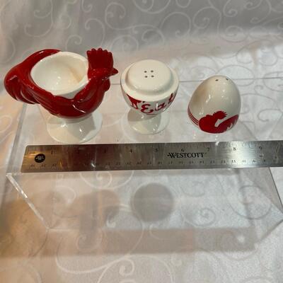 Kelloggâ€™s Rooster Egg Cup and  Salt & Pepper Set