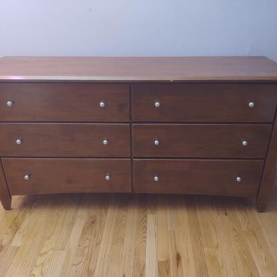 Dresser by Night & Day Furniture