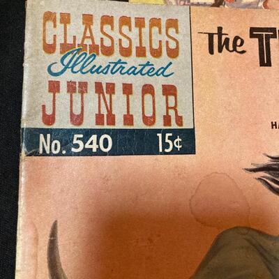 Classics Junior 6 piece Comic Lot