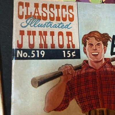 Classics Junior 6 piece Comic Lot