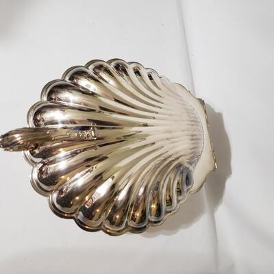 63A Clamshell Serving Dish