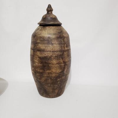 75A Large Urn
