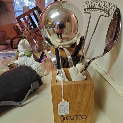 CUTCO Utensil set