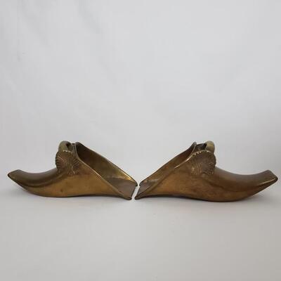 32A Brass Shoes