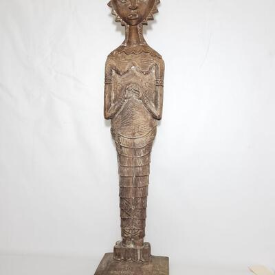 30A Statue