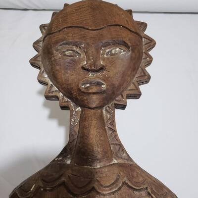 30A Statue