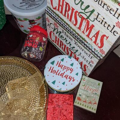 Christmas Decor Lot of 10 Items