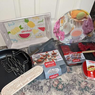 Kitchen / Baking Mixed Lot