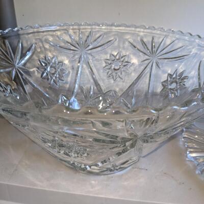 Glass Platters and Vases Mixed lot