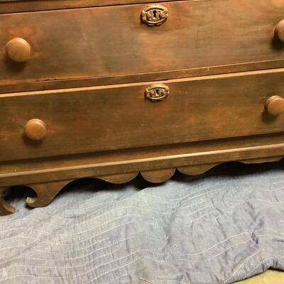 C733 Victorian Cottage Style Chest of Drawers