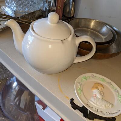 Metal Kitchen Mixed Lot