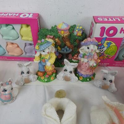 Easter 18 pcs, bunny & egg lights, figurines, 2 egg dye kits, tin, sock bunnies