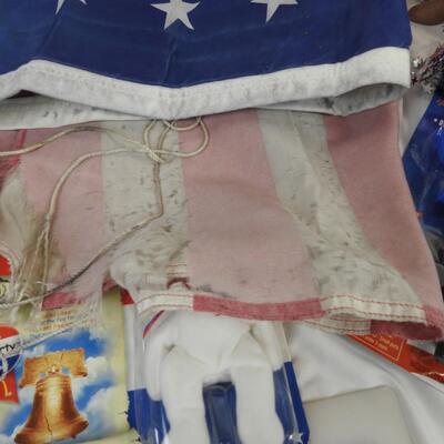 Patriotic lot: USA flag 3ftx5ft, wind spinners, banner, ty beanie