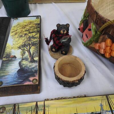 Home Decor: 9 pc: woven basket, outdoor scenery, picture frame, bear trinket box