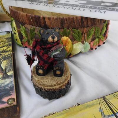 Home Decor: 9 pc: woven basket, outdoor scenery, picture frame, bear trinket box