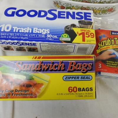 Kitchen lot 8+ pcs: 2 Corningware Garden Harvest dishes, trash/sandwich bags