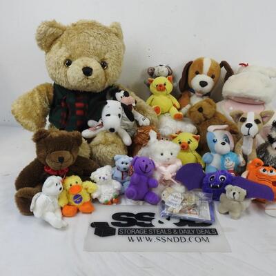 Stuffed Animal lot: 15+ Disney, Snoopy, Ty, M&M bucket, Thing 1 Bat ball