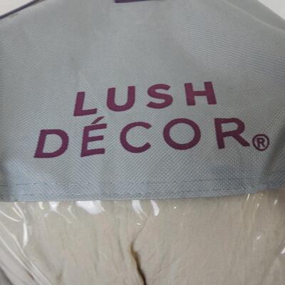 Lush Decor Full/Queen 3 Piece Cream Comforter Set
