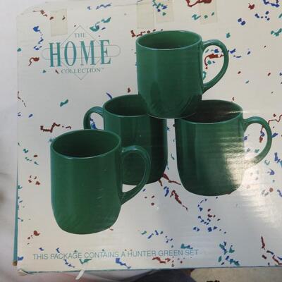 The Home Collection 4 Hunter Green Mugs Set