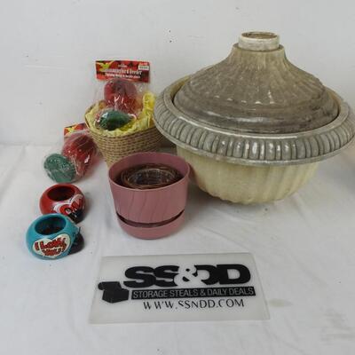 Garden Decor - Big Planter Bowl, Lady Bugs, Hummingbird Feeders, Baskets