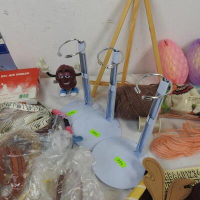 Crafts Lot: Doll Stands, Yarn & Fabric, Stensils, Paper, Small Easel