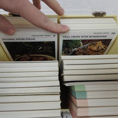 Recipe Case, Hundreds of Assorted Recipe Breakfast to Desserts