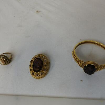 Vintage Brown Gold tone Cameo Set, Bracelet, Pin, Adj Tan Ring